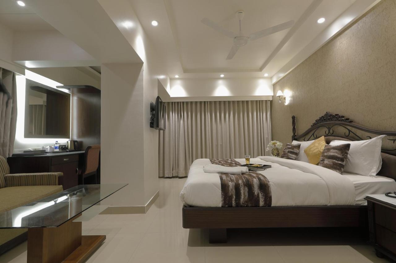 Hotel Ariana Residency Mumbai  Buitenkant foto
