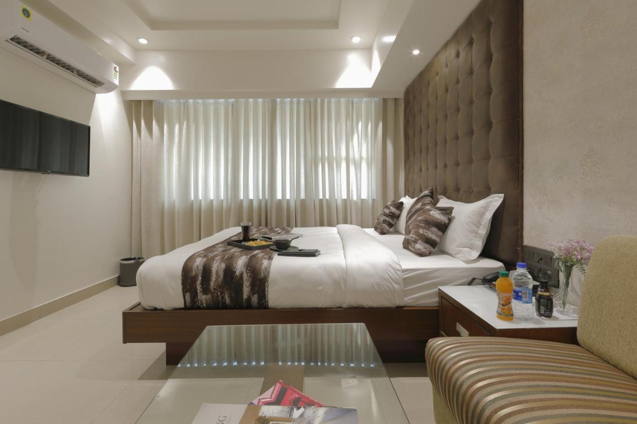 Hotel Ariana Residency Mumbai  Buitenkant foto