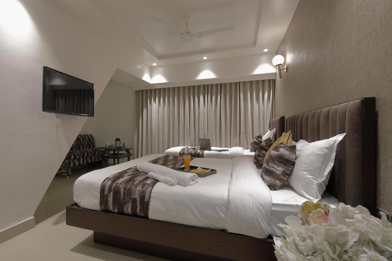 Hotel Ariana Residency Mumbai  Buitenkant foto