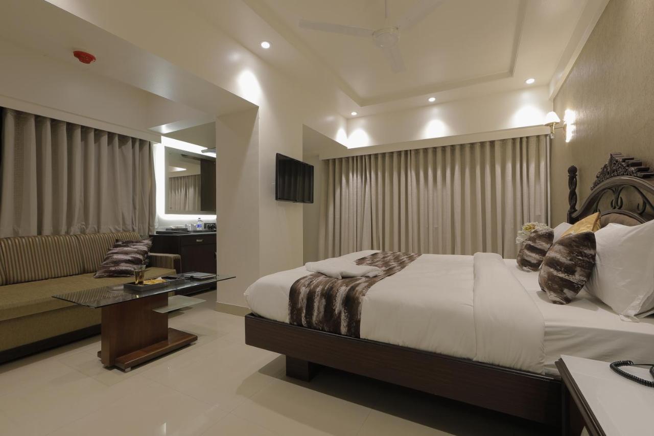 Hotel Ariana Residency Mumbai  Buitenkant foto